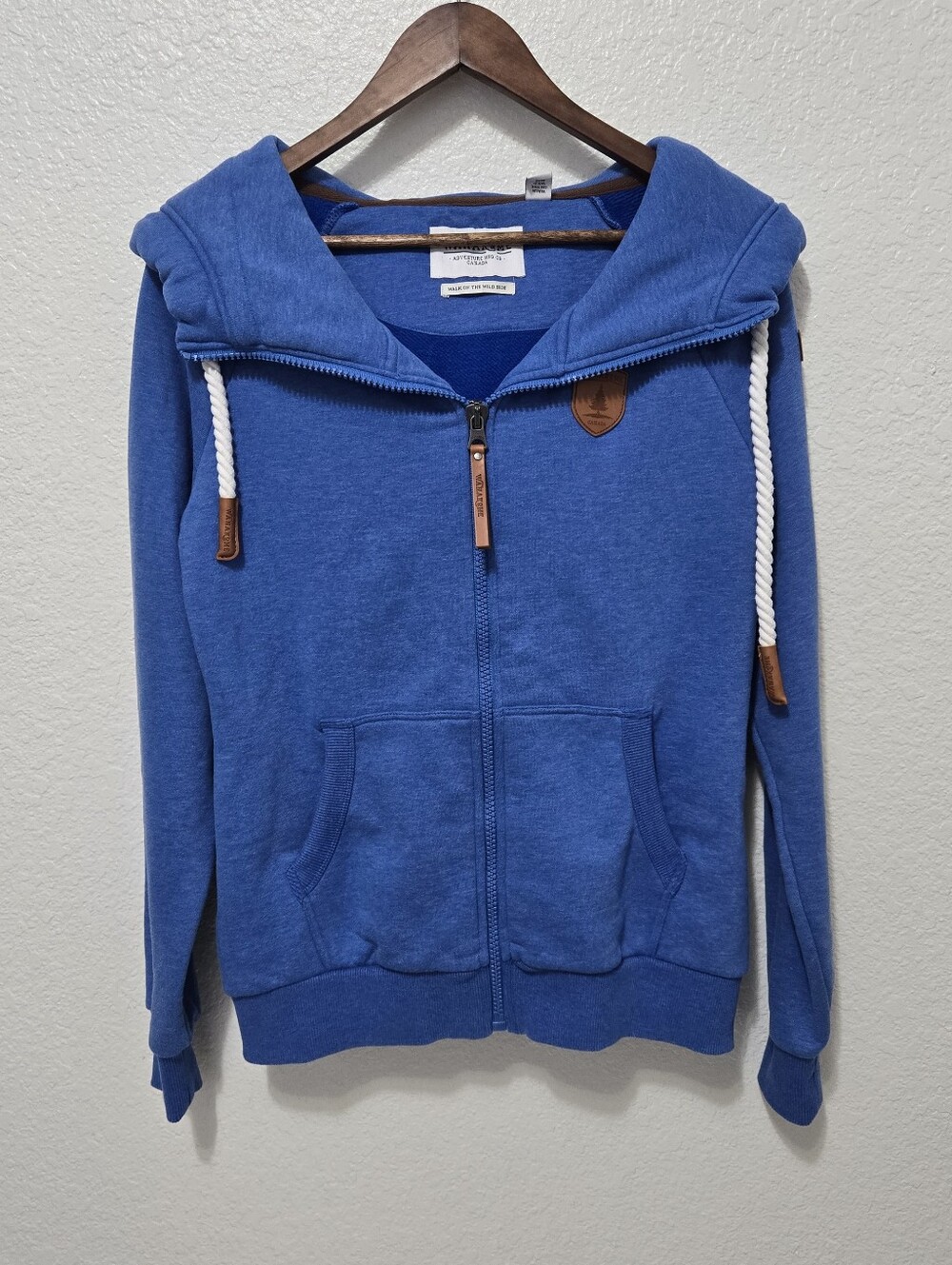 Wanakome Zip up hoodie bright blue hooded hoody